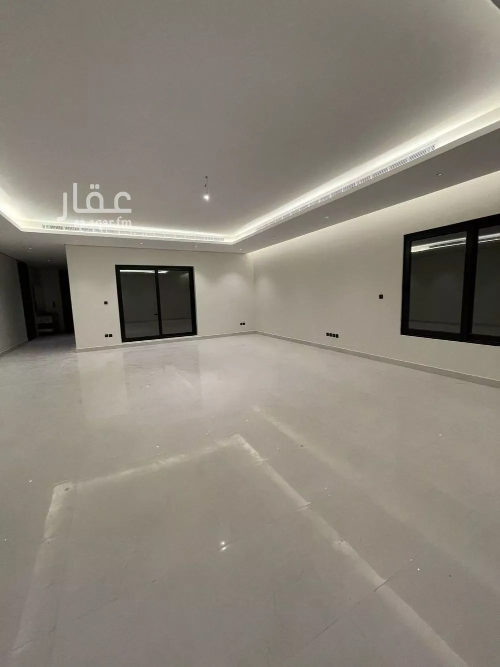 5 bedroom floor in Al Falah 18