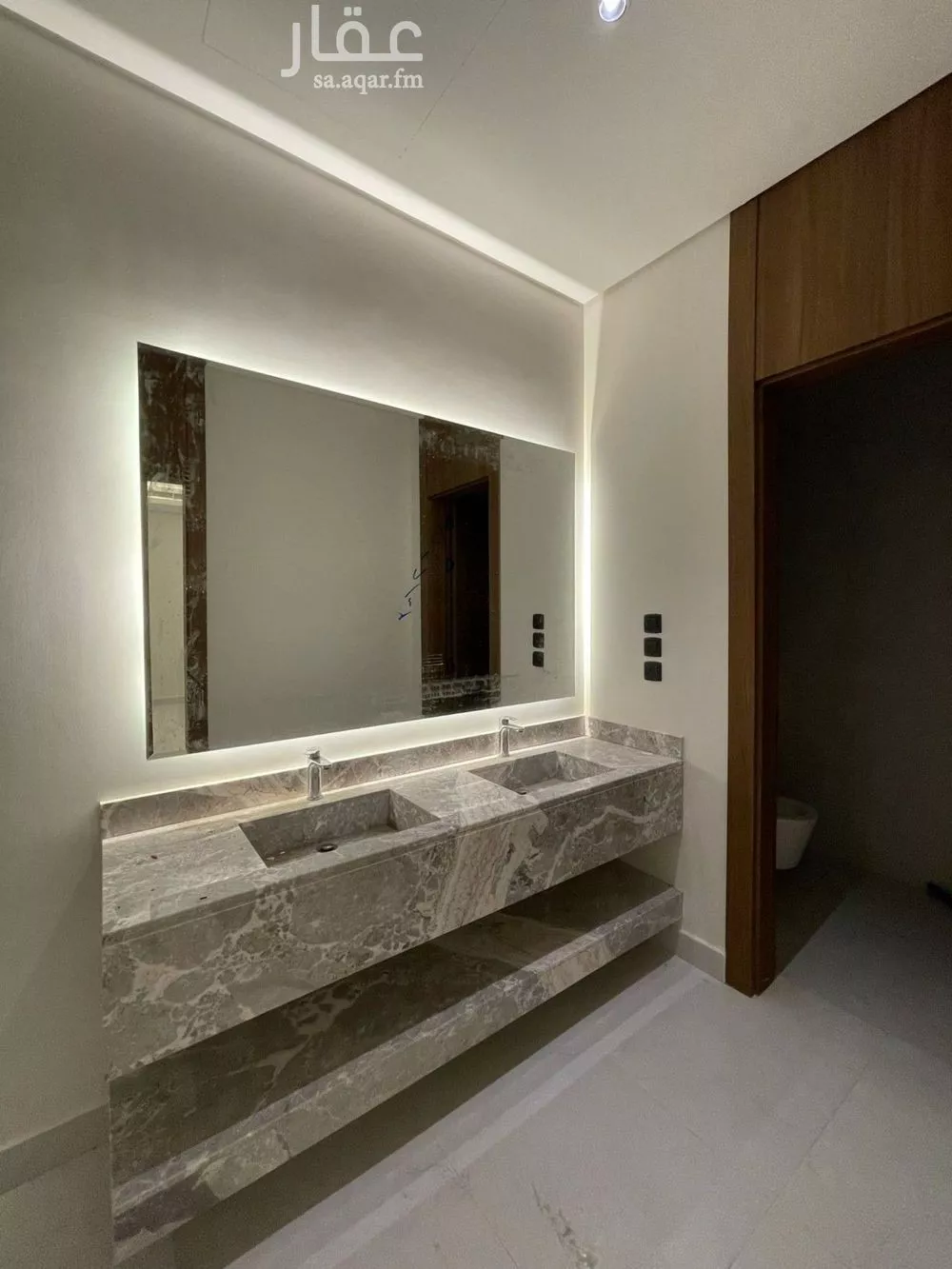 5 bedroom floor in Al Falah 19