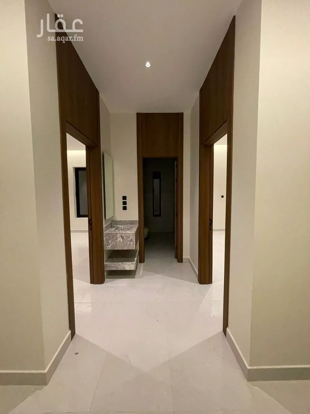 5 bedroom floor in Al Falah 5