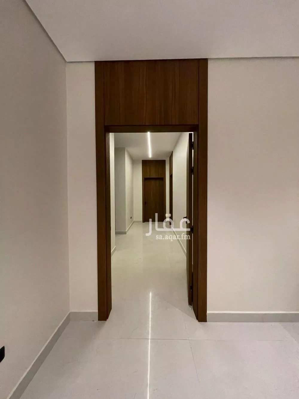 5 bedroom floor in Al Falah 8