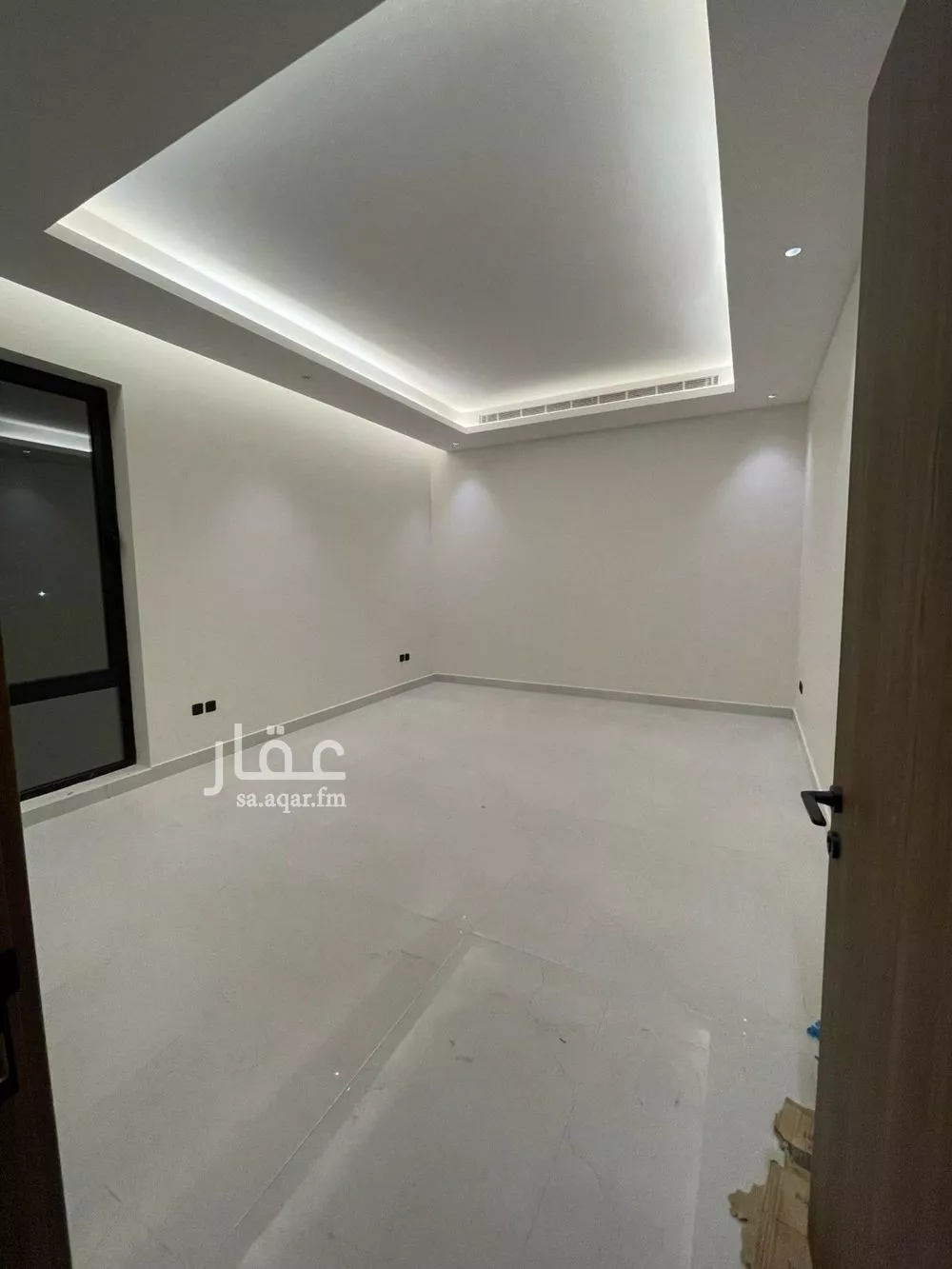 5 bedroom floor in Al Falah 10