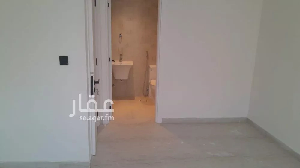 3 bedroom floor in Ash Sharq 2