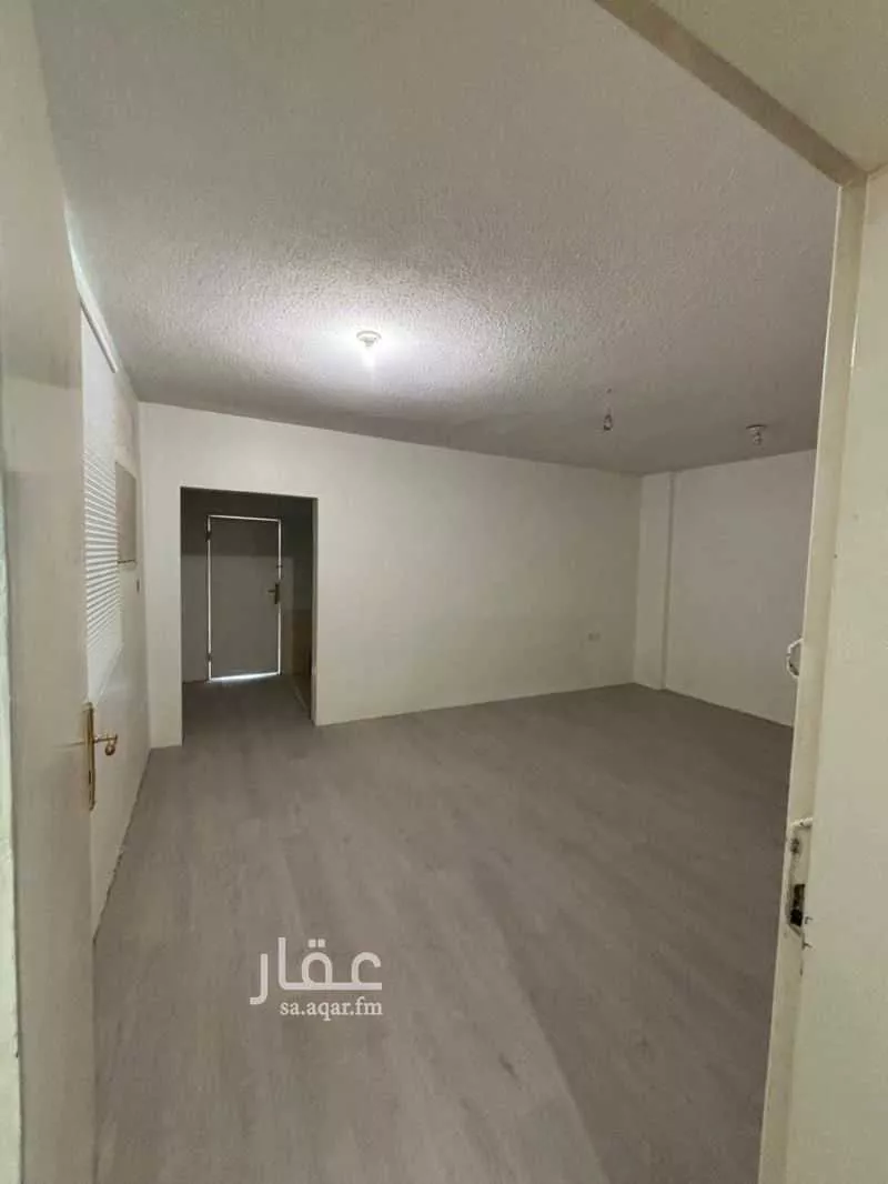 5 bedroom floor in Al Aqiq 6