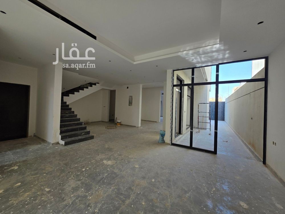 5 bedroom villa in Ishbiliyah, Riyadh 7
