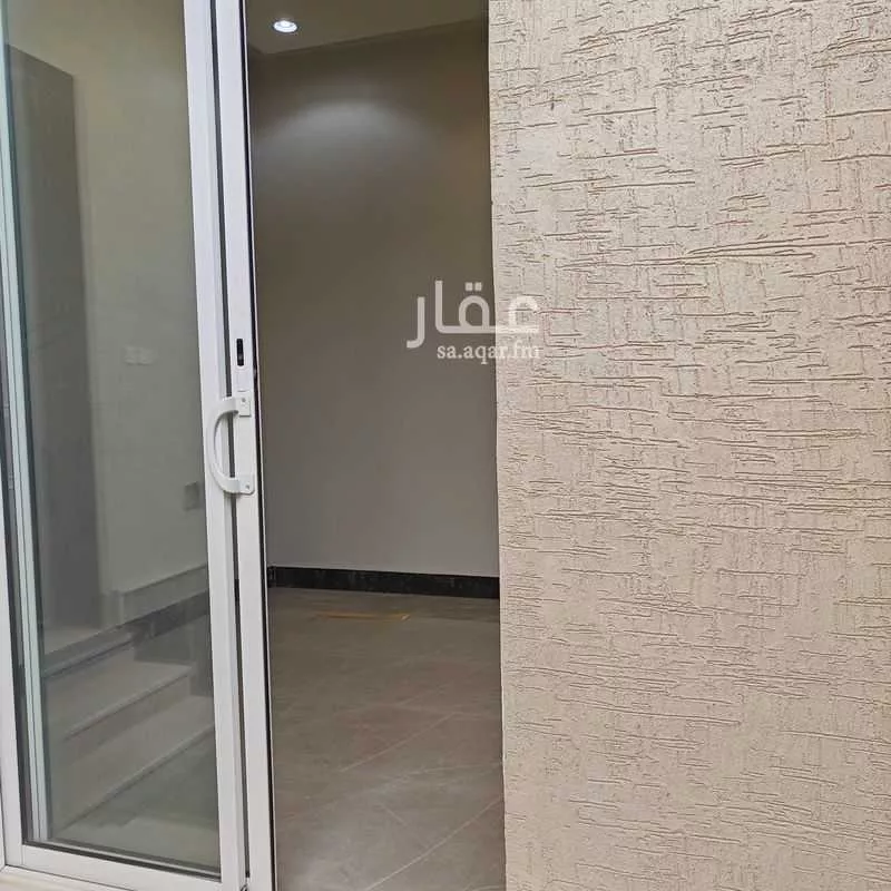 8 bedroom floor in Al Narjis 12