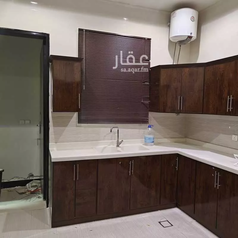 8 bedroom floor in Al Narjis 17