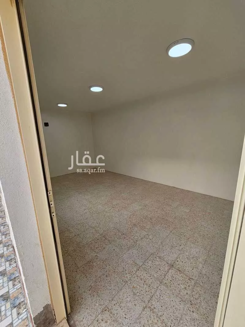 5 bedroom floor in Al Manar 15