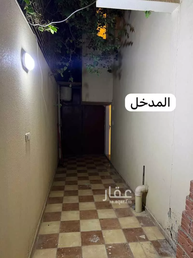 3 bedroom floor in Al Shuhada 4