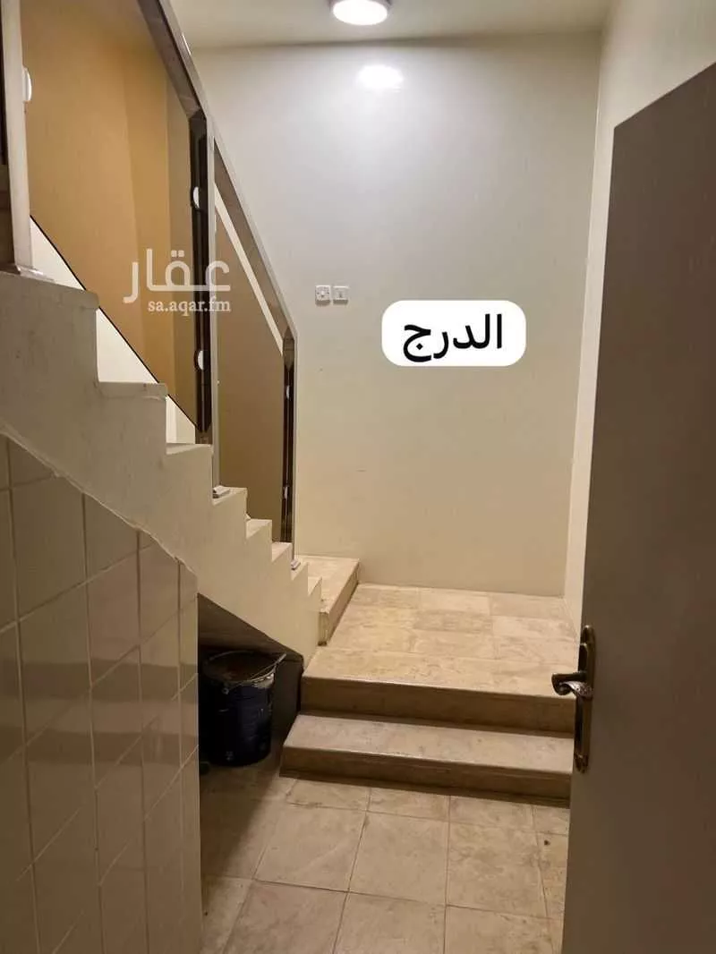 3 bedroom floor in Al Shuhada 8