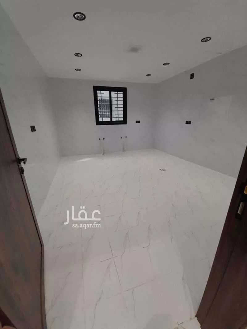 7 bedroom floor in Al Rimal 4