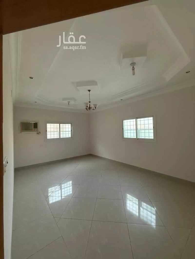 دور 3 غرف في العقيق 8