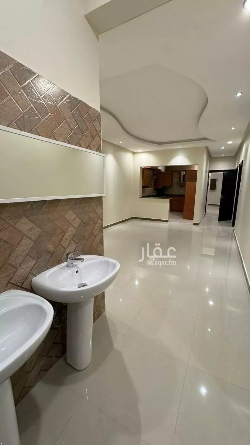 5 bedroom floor in Al Malqa 13
