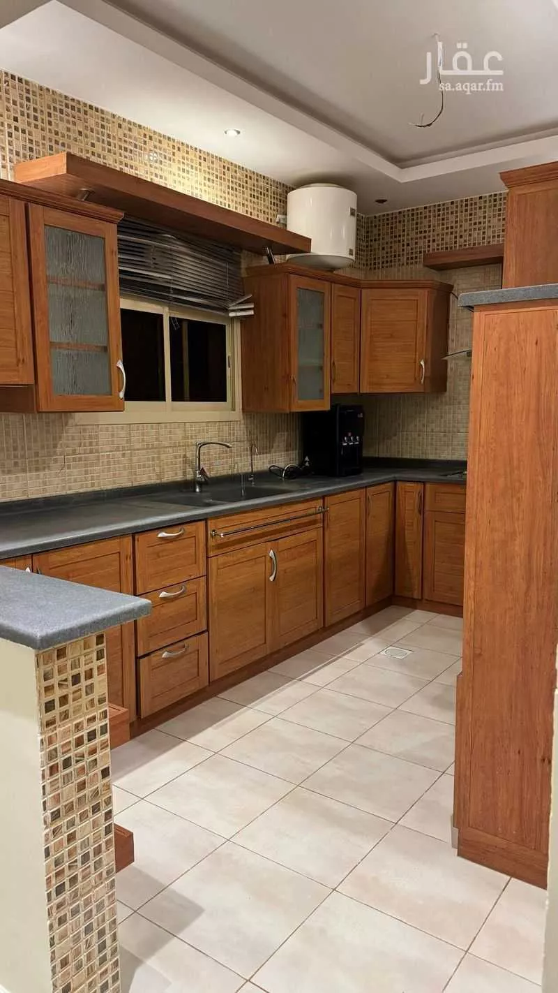 5 bedroom floor in Al Malqa 14