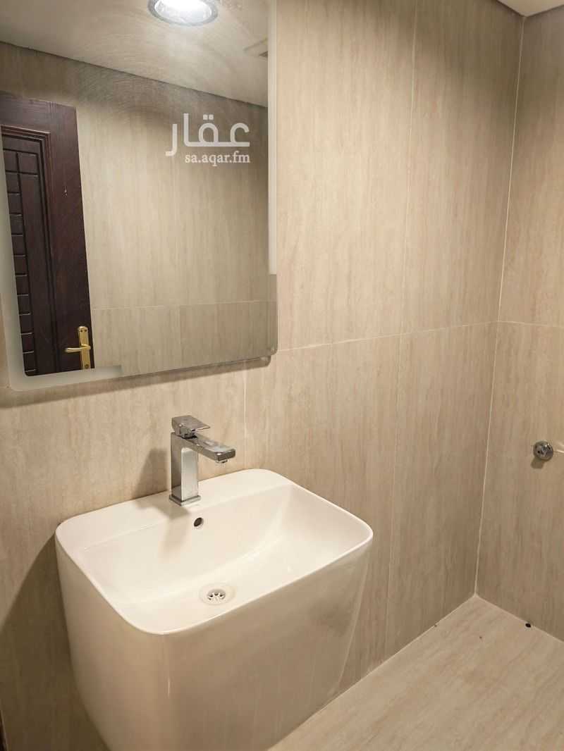 4 bedroom office in Al Nakheel, Eastern Province 11
