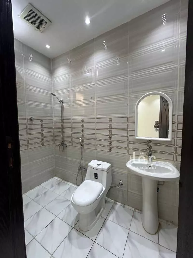 7 bedroom floor in Al Rimal 6