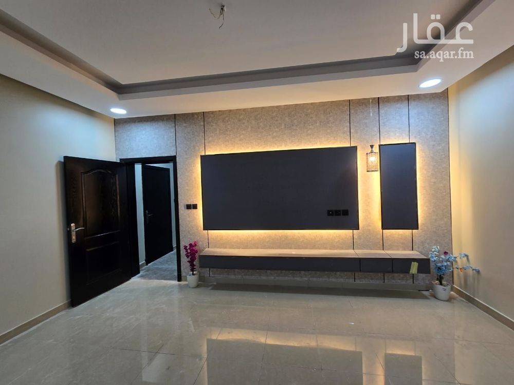 4 bedroom apartment in Dahiat King Fahd, Eastern Province 5