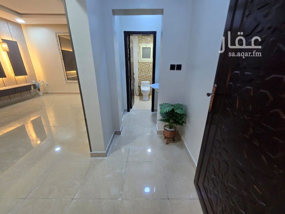4 bedroom apartment in Dahiat King Fahd, Eastern Province 2