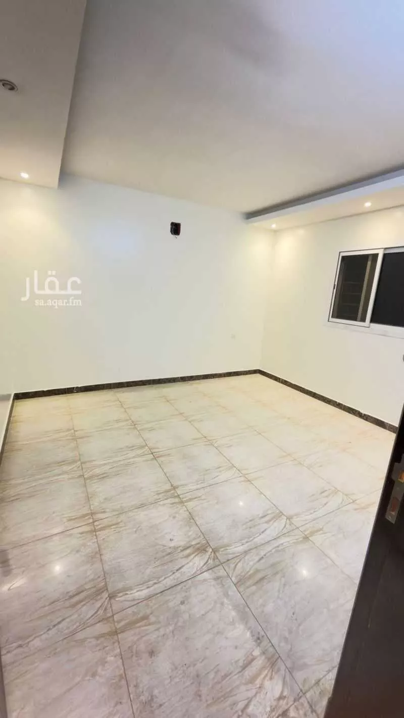 دور 4 غرف في السعادة 4