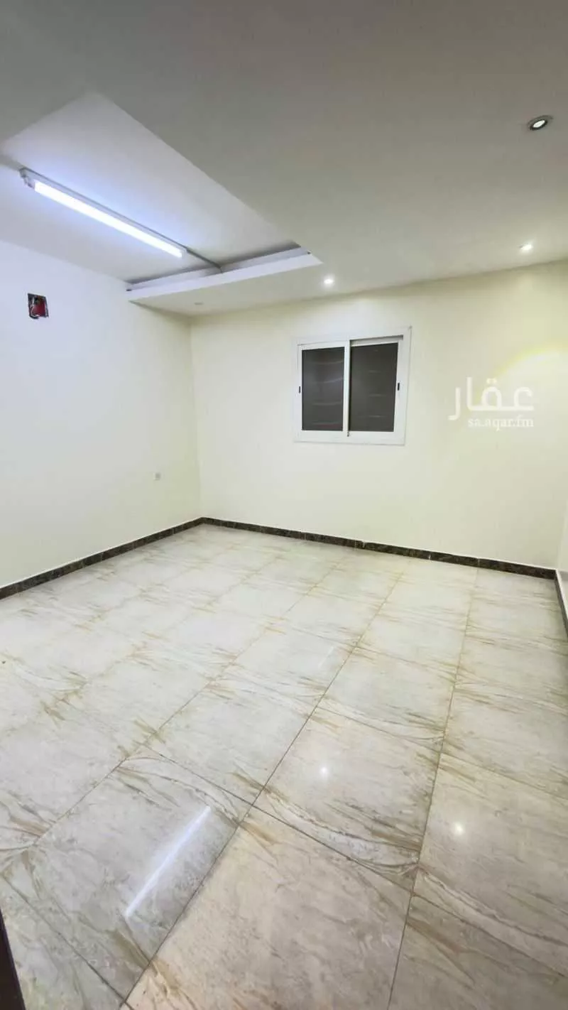 دور 4 غرف في السعادة 7