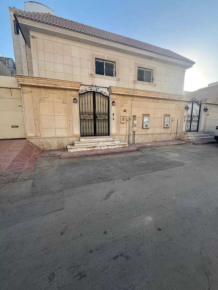 5 bedroom villa in Dhahrat Al Badiah, Riyadh 2