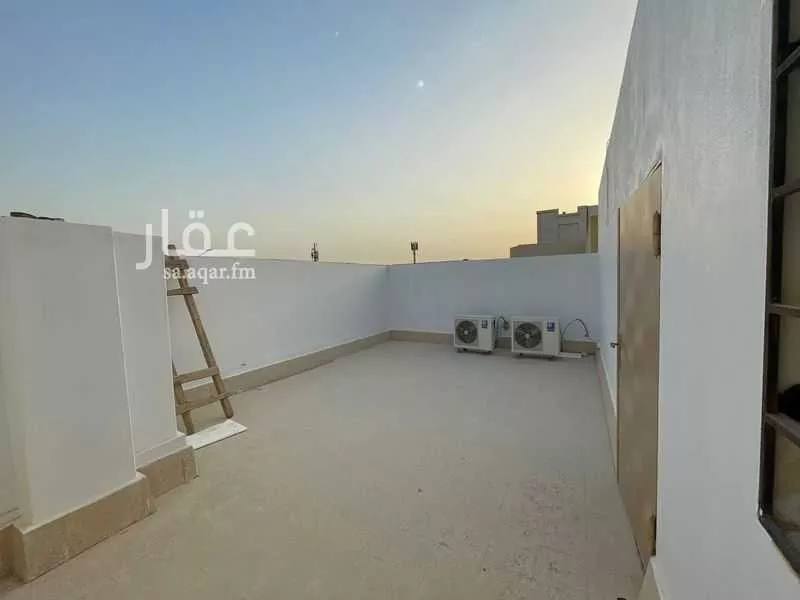 دور 7 غرف في الرائد 30