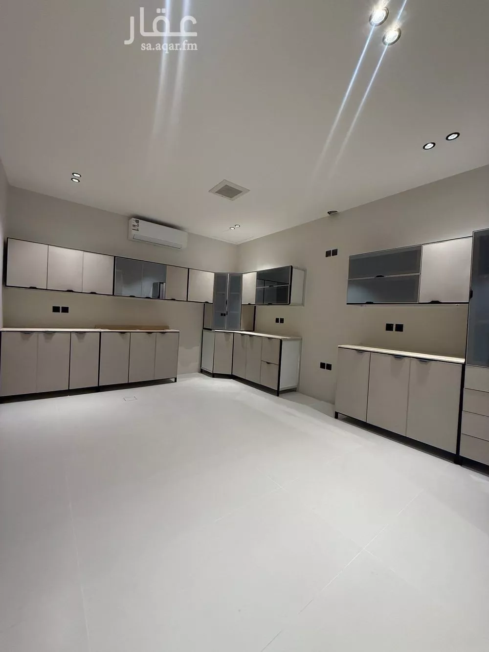 5 bedroom floor in Al Narjis 3