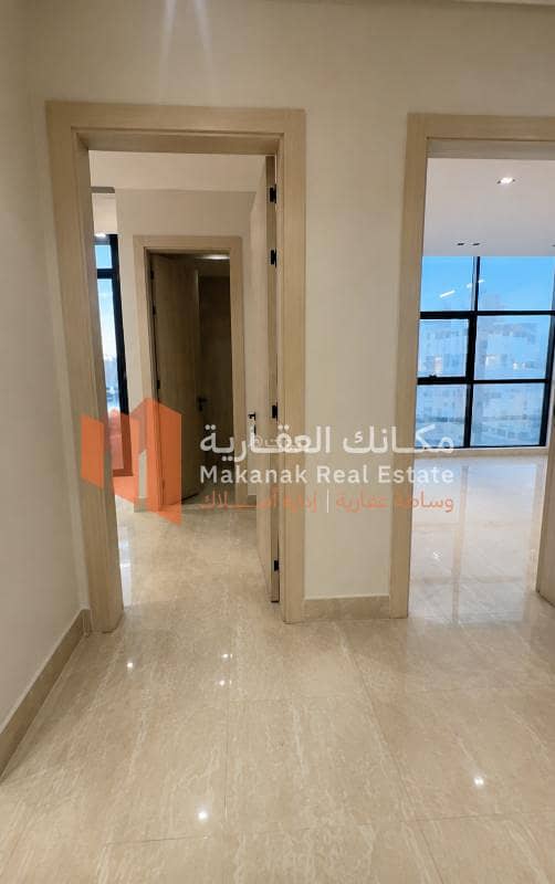 شقة  في الحمرا، الخبر 4