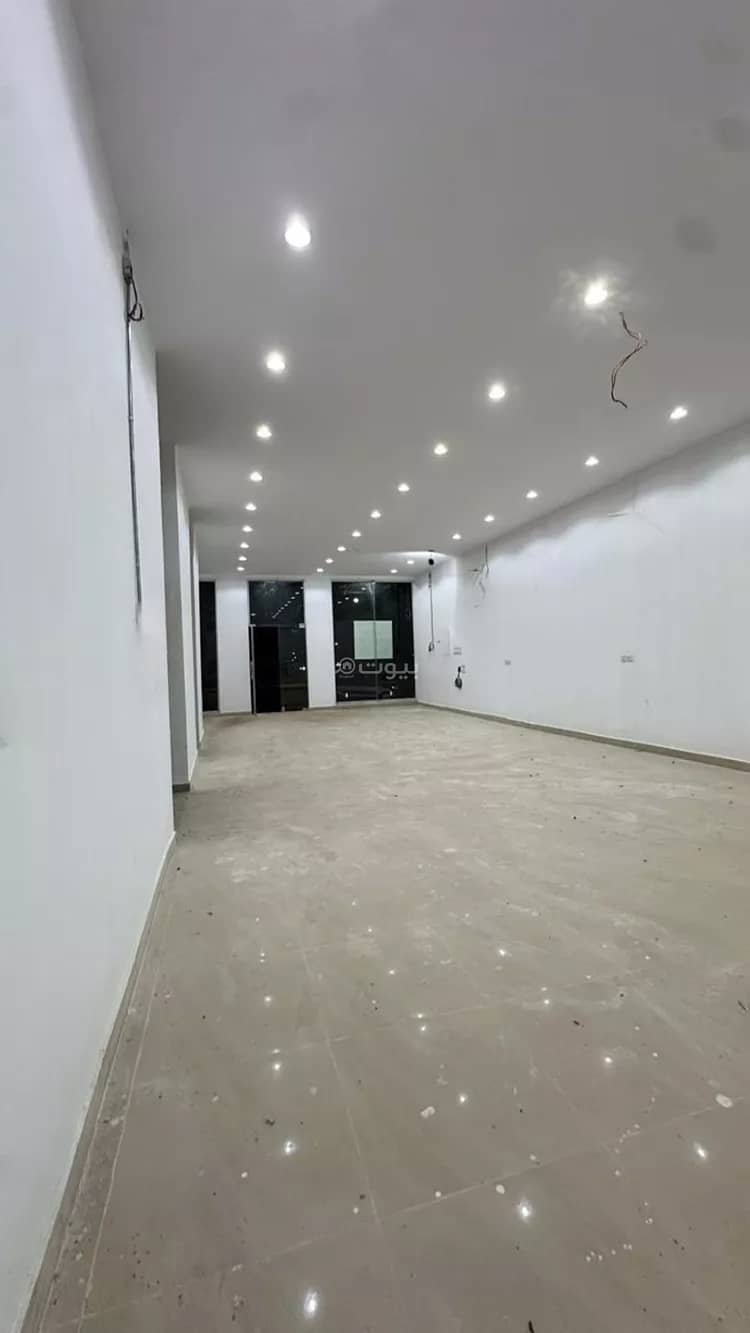 shop in King Fahd, Madinah 17