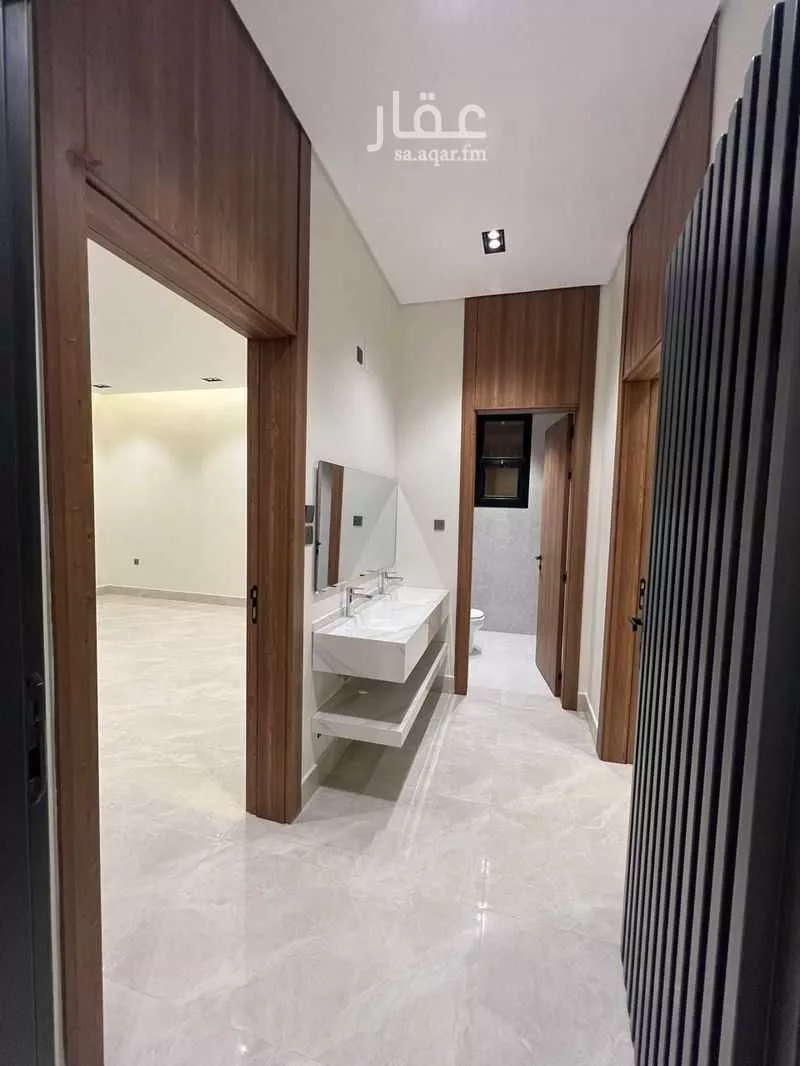 3 bedroom floor in Al Sahafah 5