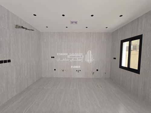 3 bedroom apartment in Al Rawdah 4