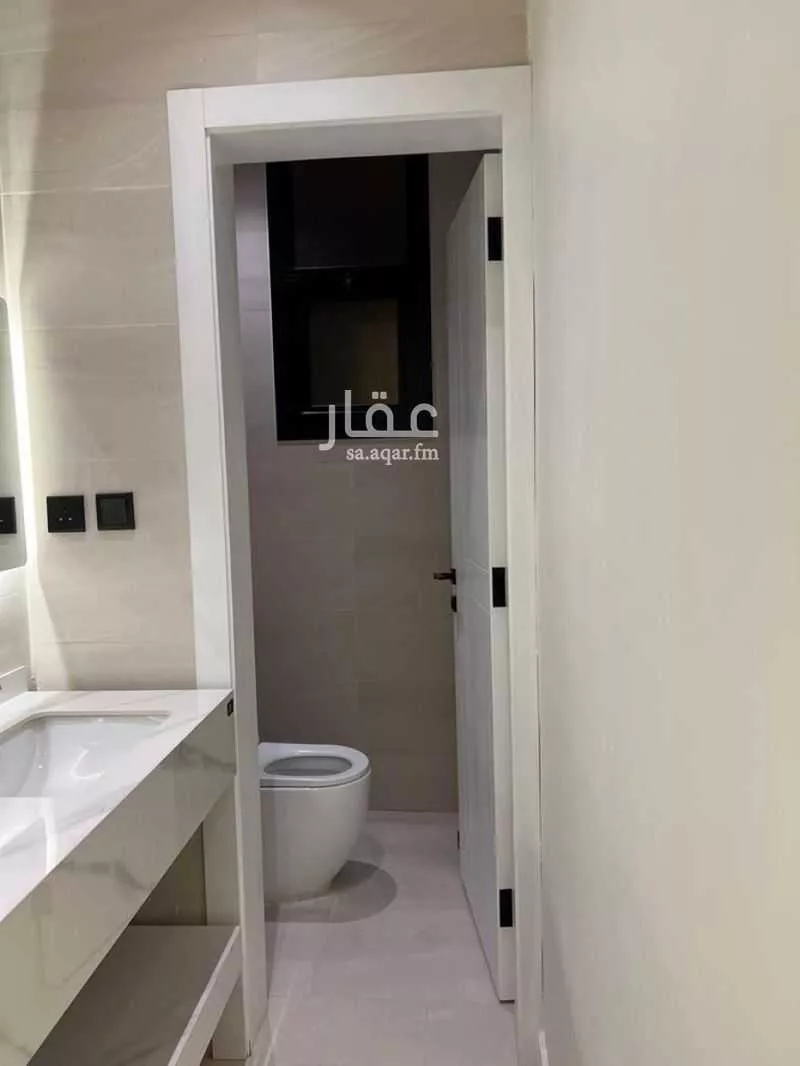 6 bedroom floor in Al Janadriyah 6