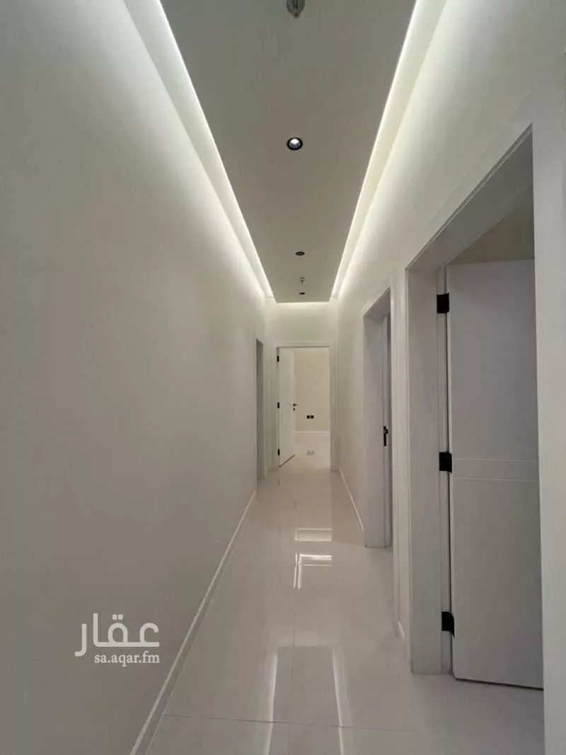 6 bedroom floor in Al Janadriyah 8