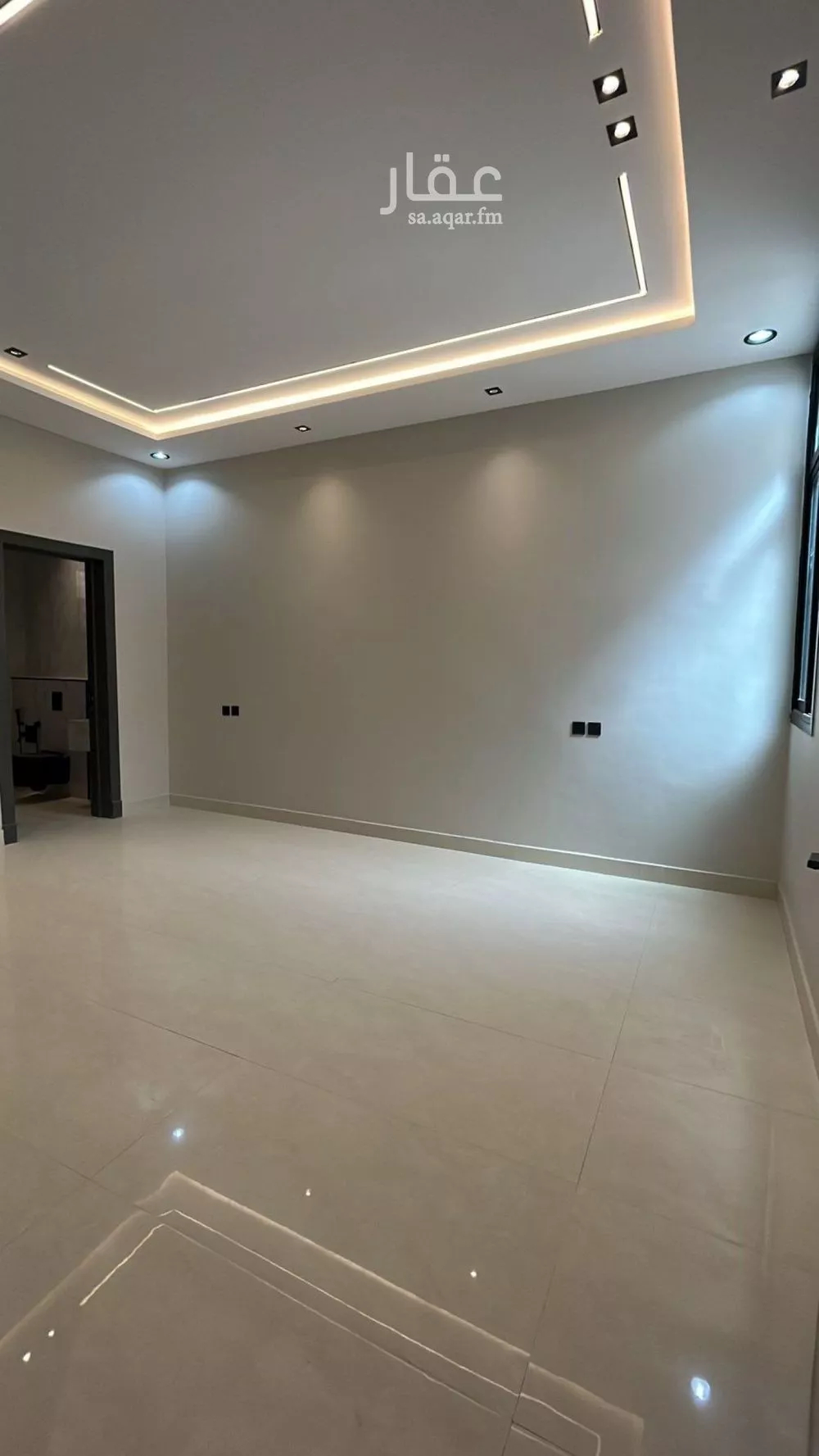 6 bedroom floor in Al Khaleej 6