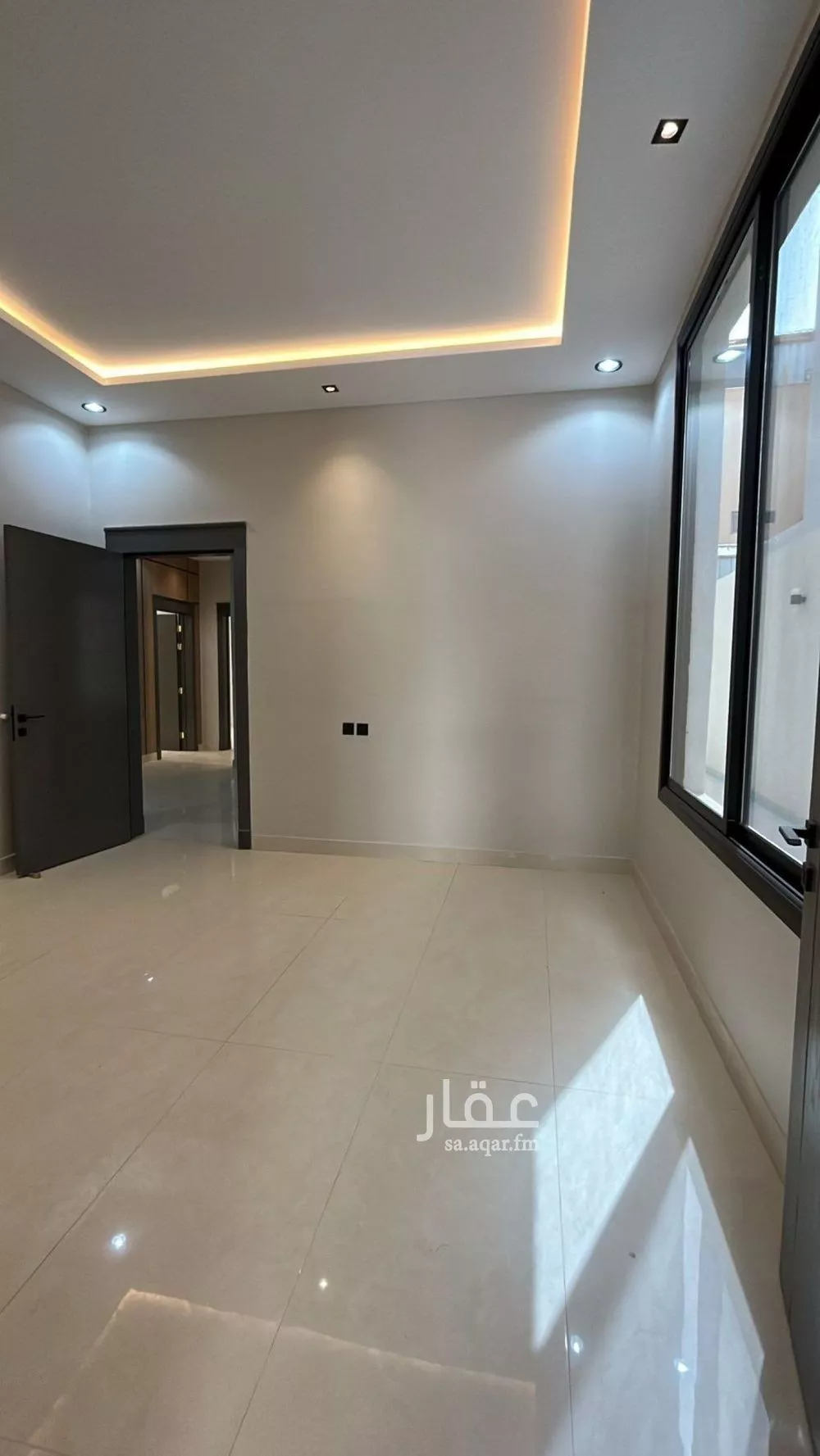 6 bedroom floor in Al Khaleej 9