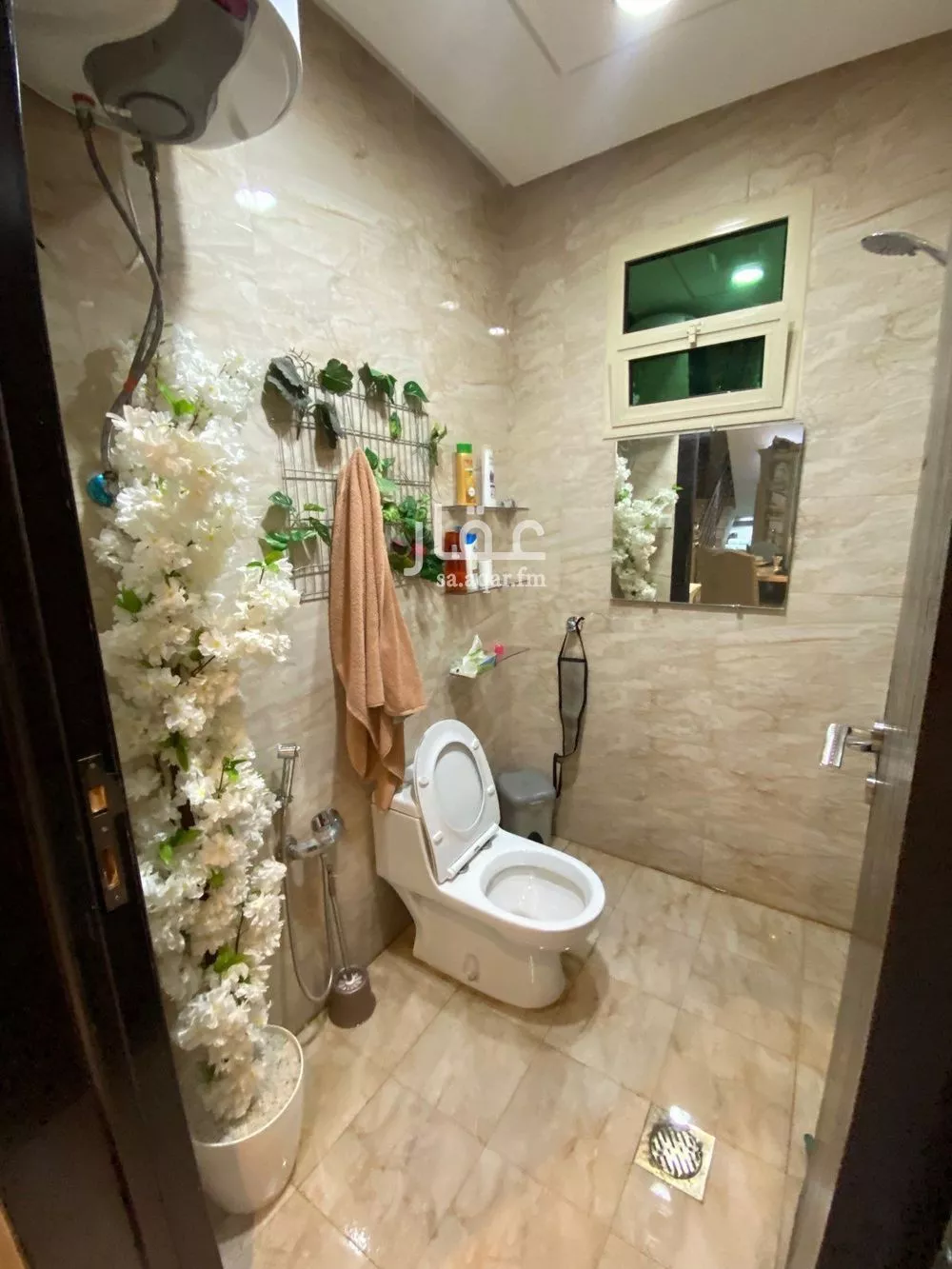 5 bedroom apartment in Dhahrat Laban 11