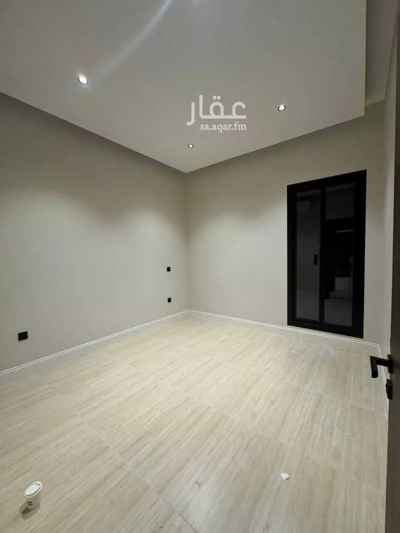 دور 3 غرف في العارض 13