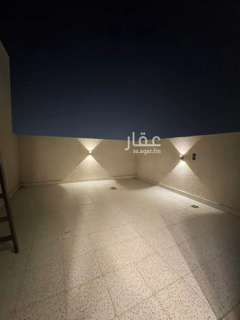 دور 3 غرف في العارض 14