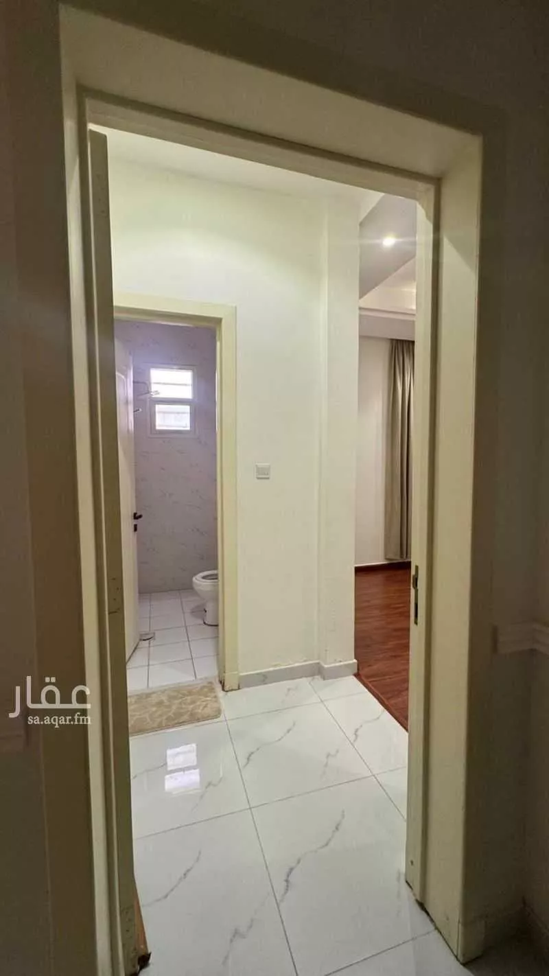 4 bedroom floor in Dhahrat Namar 9