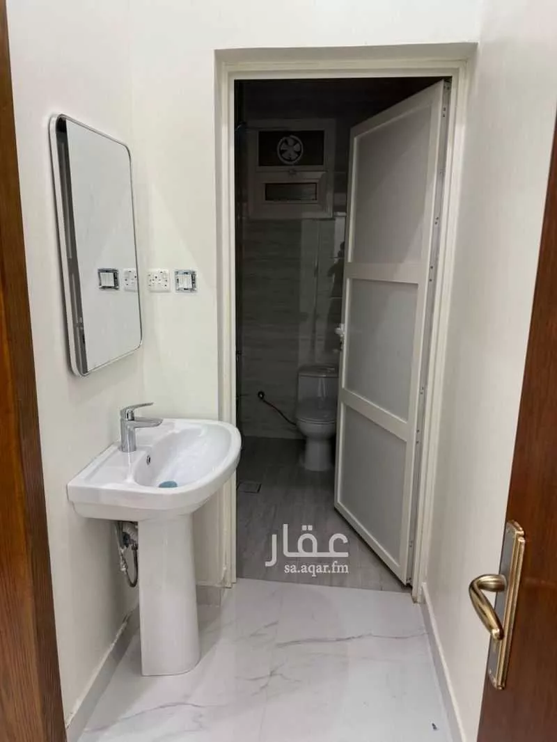5 bedroom floor in Tuwaiq 3