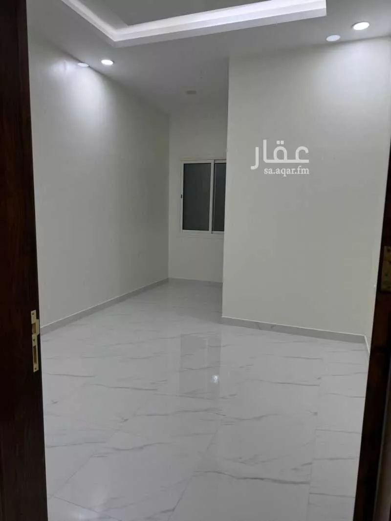 5 bedroom floor in Tuwaiq 4