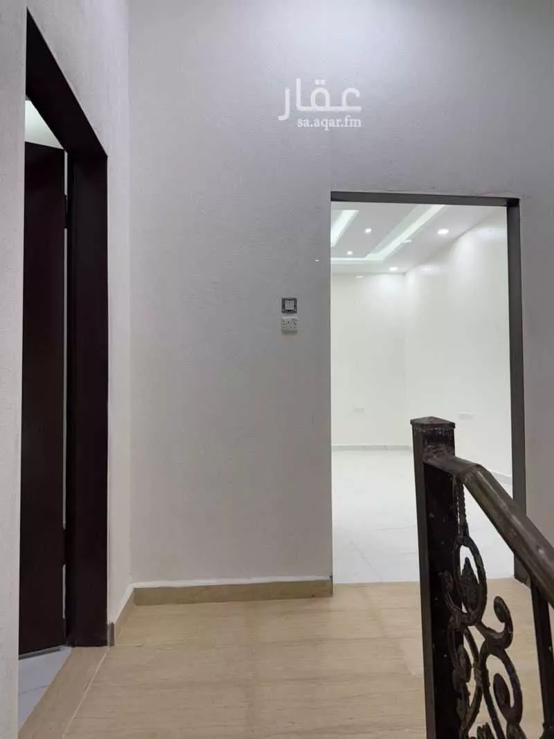 5 bedroom floor in Tuwaiq 7