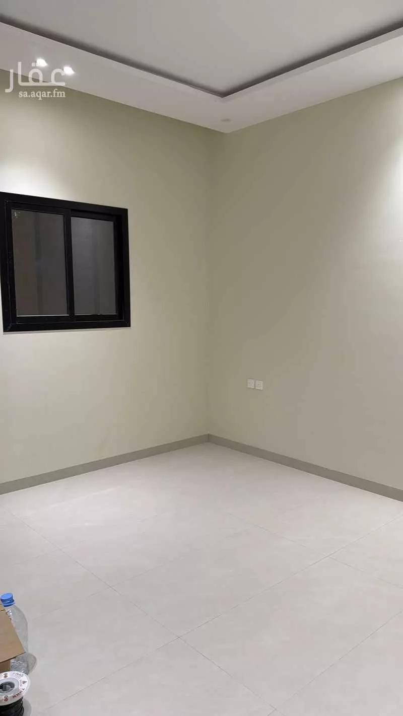 دور 4 غرف في المربع 10