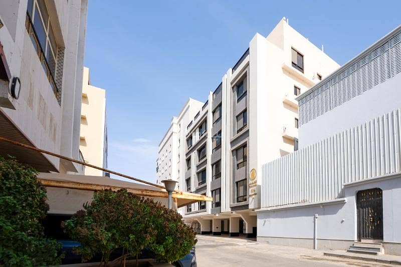 4 bedroom apartment in Al Rawdah, Jeddah 4