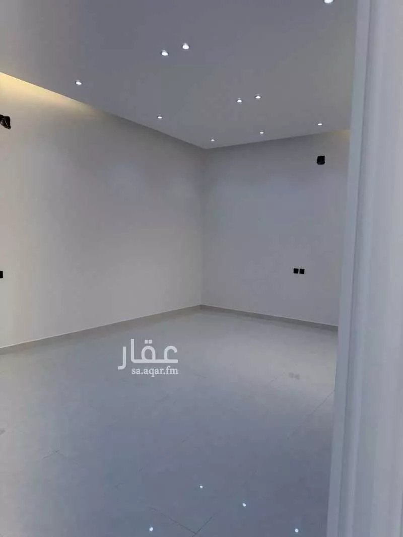 6 bedroom floor in Al Janadriyah 5
