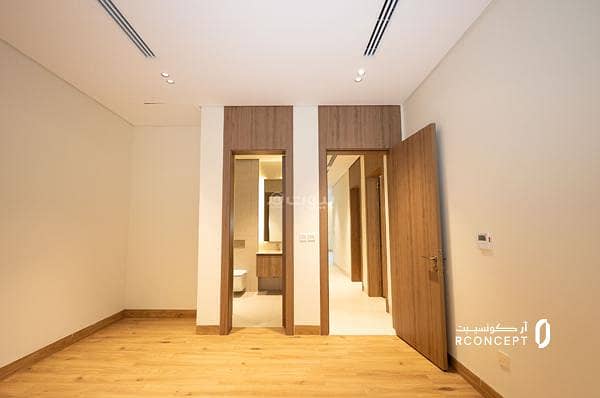 4 bedroom villa in Al Rakah Ash Shamaliyah, Eastern Province 13