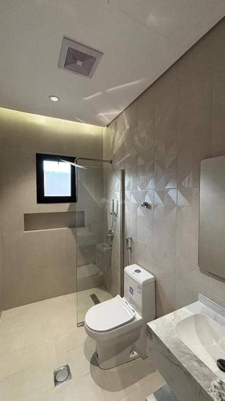 4 bedroom apartment in Al Aziziyah, Madinah 7