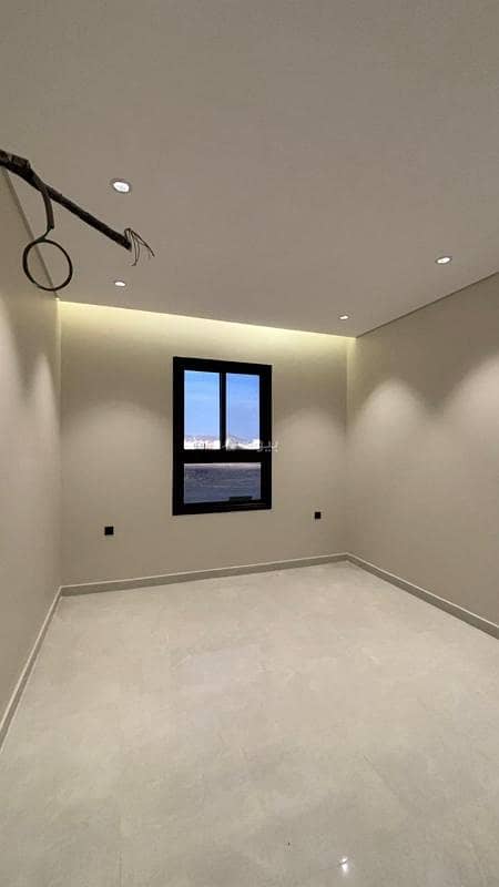 4 bedroom apartment in Al Aziziyah, Madinah 12