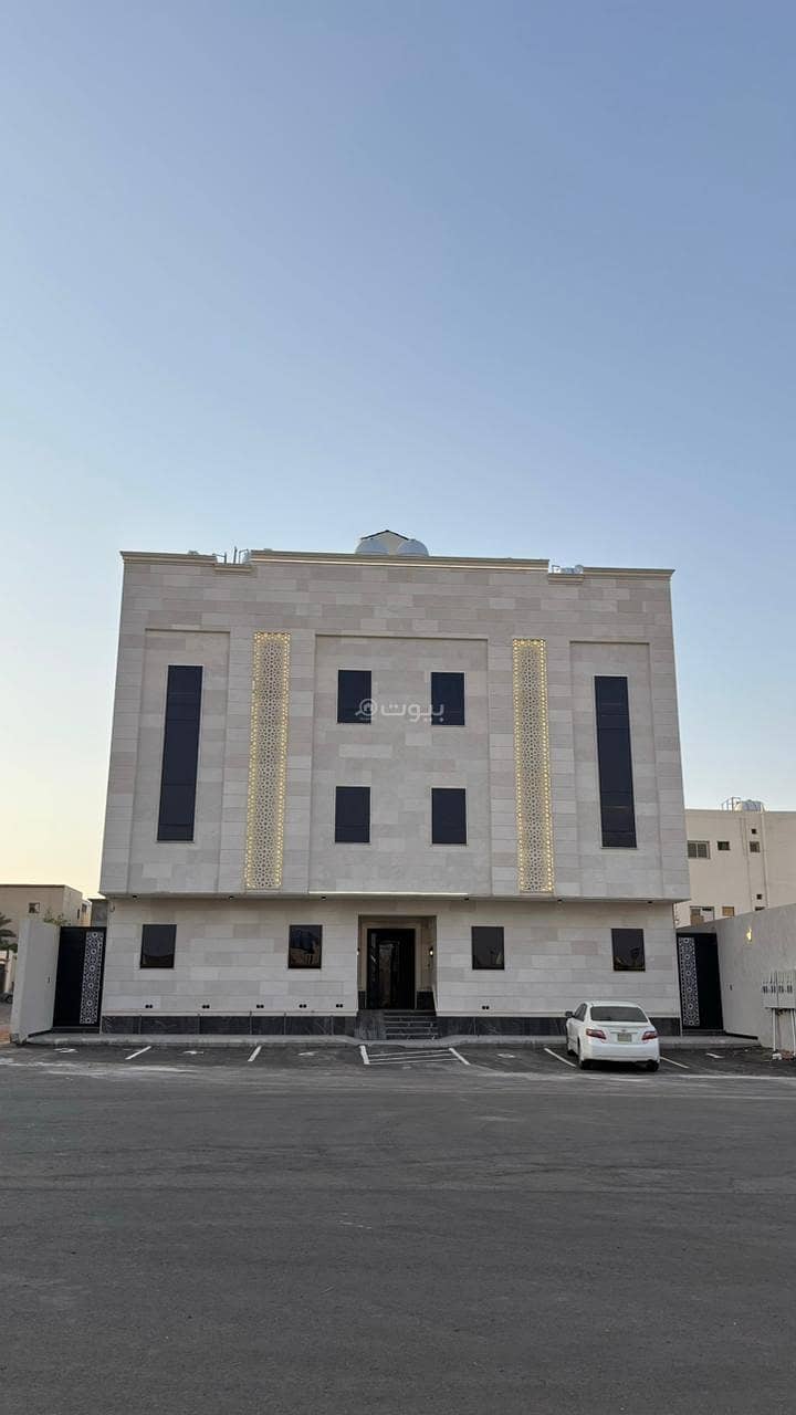 4 bedroom apartment in Al Hasa, Madinah 13