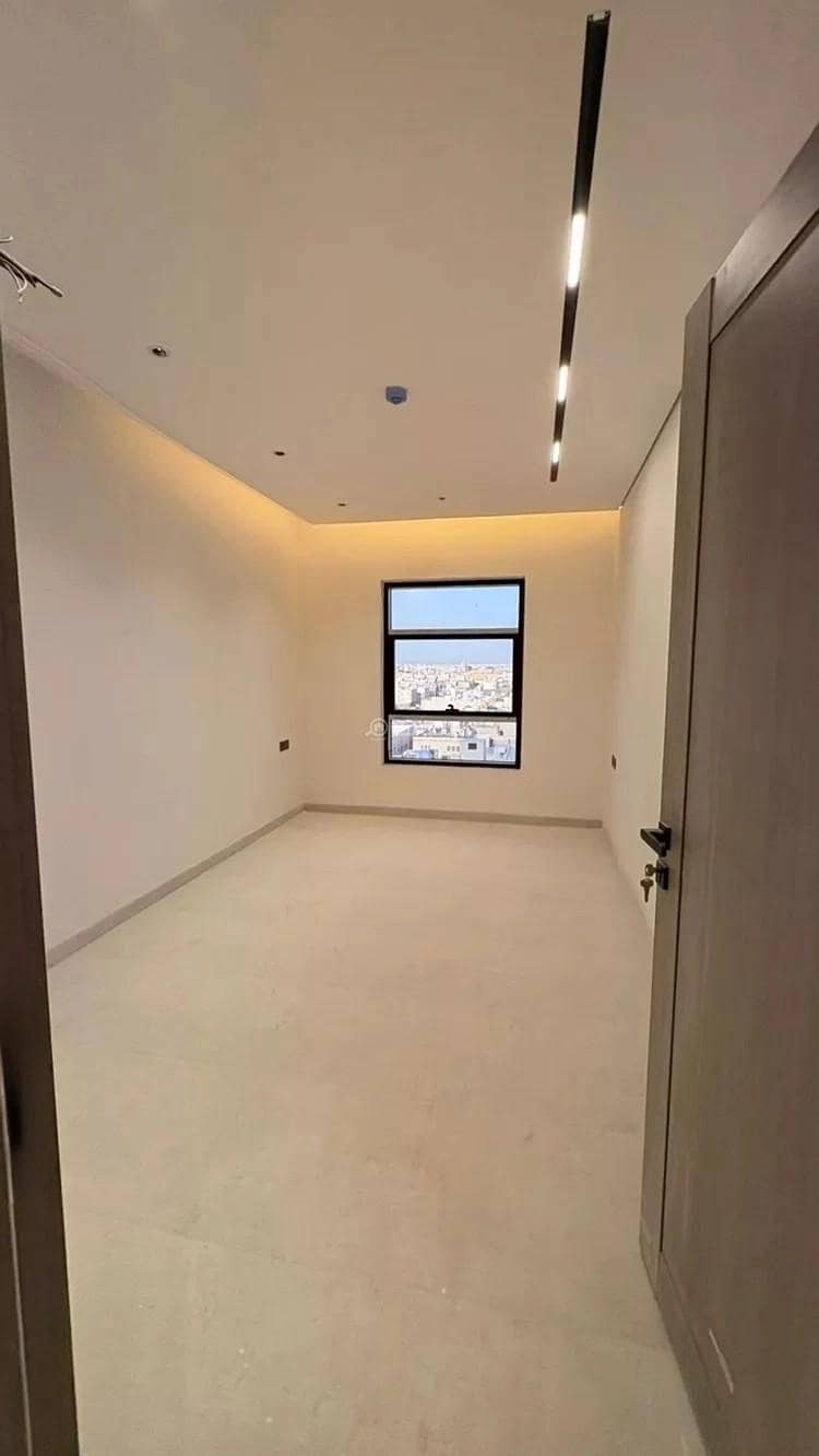 3 bedroom apartment in Al Jamawat, Madinah 4