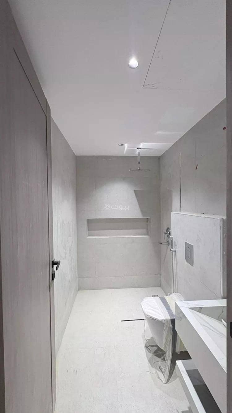 3 bedroom apartment in Al Jamawat, Madinah 9